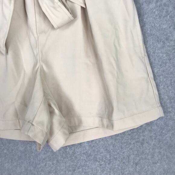 Max Studio Shorts Womens Small Cream Paperbag Pleated Belt Flowy Trouser Pockets - Picture 3 of 11